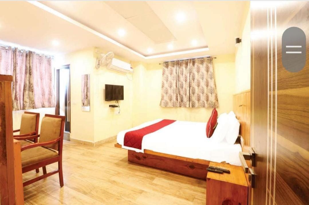 Hotel Royal Orbit Bangalore Exterior foto